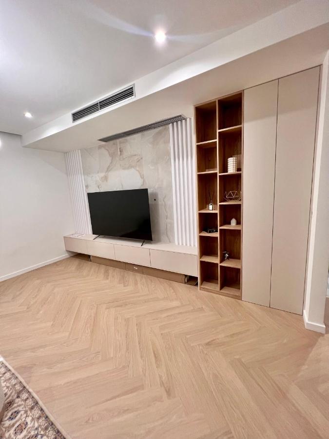 Stylish 3 Bedroom Apartment In The Hearth Of City Center With History Bratislava Exteriér fotografie